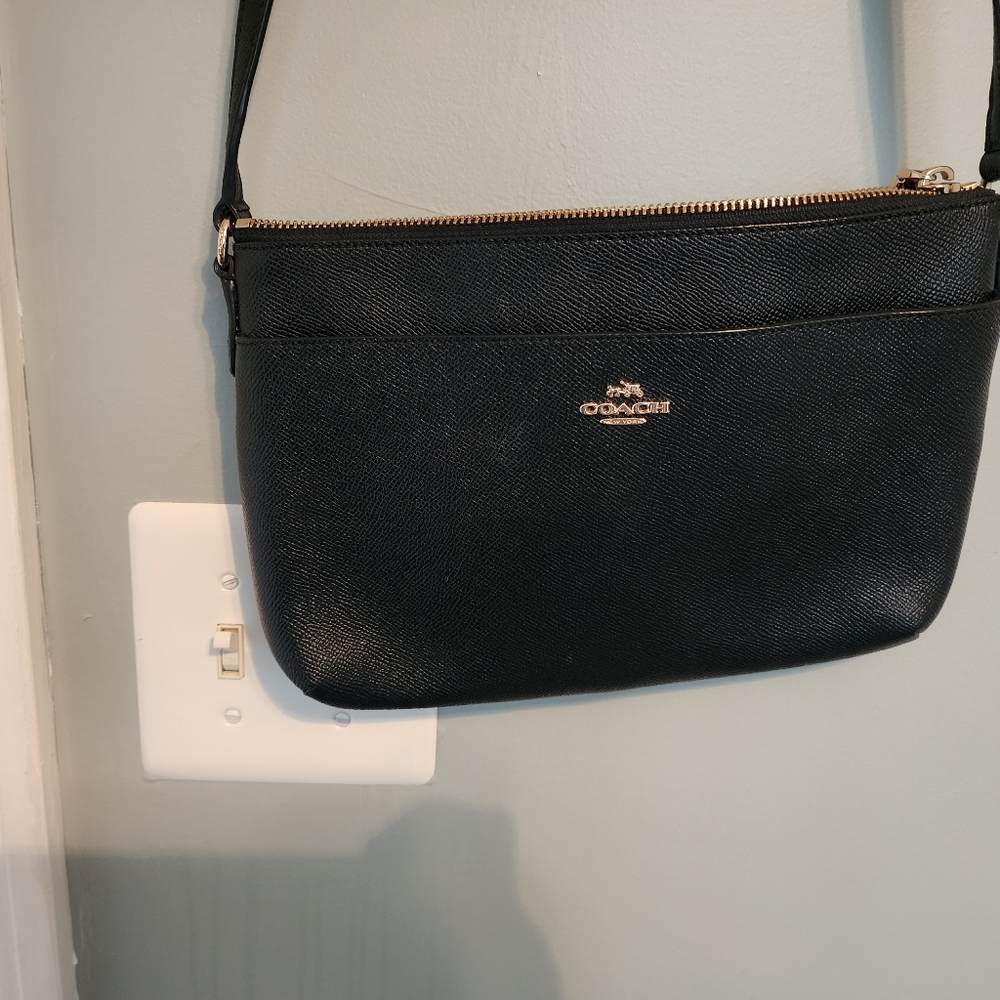 Coach black purse - Picture 6 of 7